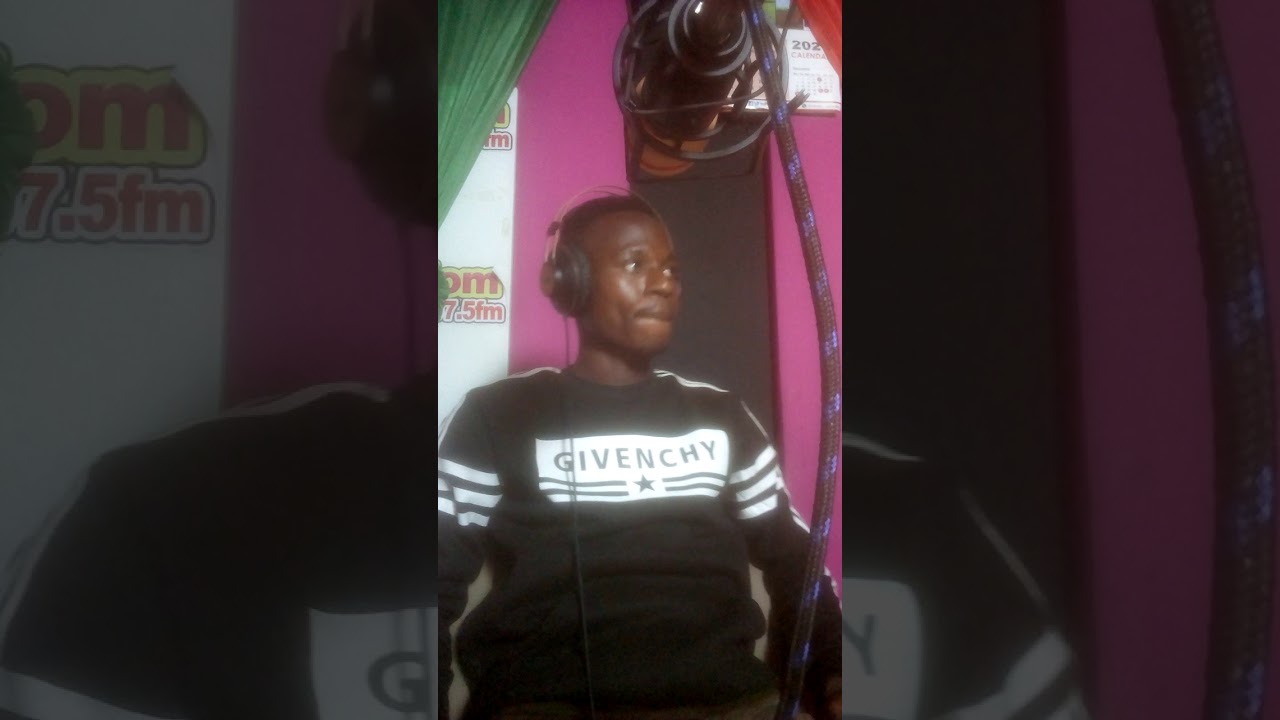 I'm with DJ Noel and charger prince on Kingdom FM107. 5 FM we day talk about music issue 🔥🔥🚀