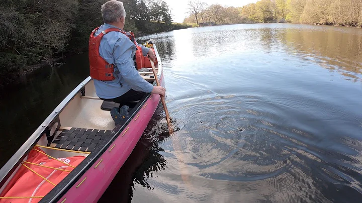Canoeing:  Indian Stroke (hunting stroke or stealt...