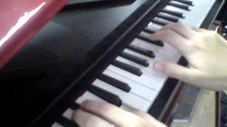 Play with KORG Micropiano