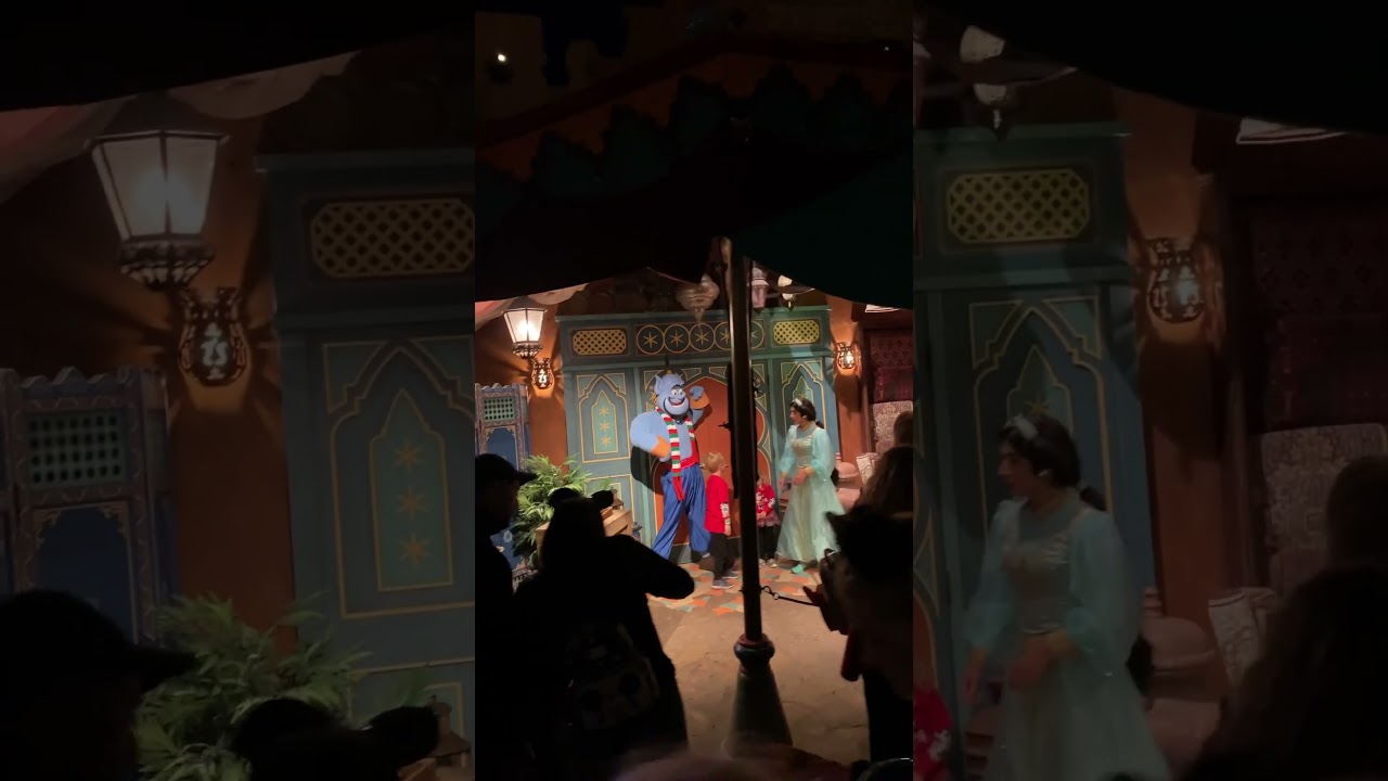 Genie and Jasmine at Mickey’s Very Merry Christmas Party