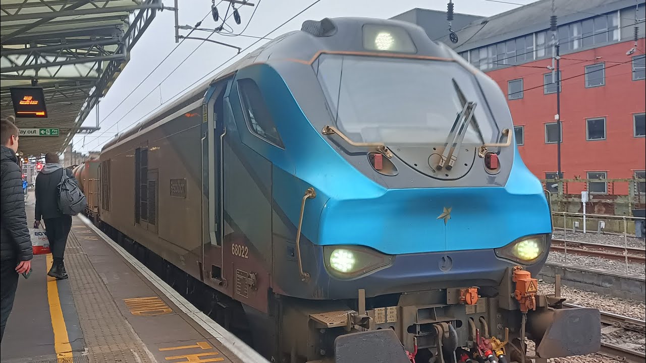 xmas-with-kh-rhtt-class-68022-66426-at-newcastle-central-and