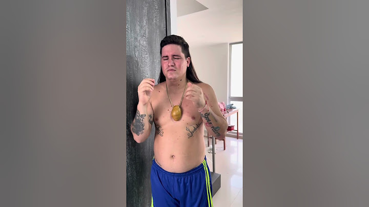 MI AMIGO EL QUE LA MUJER NO LO DEJA SALIR 🤣