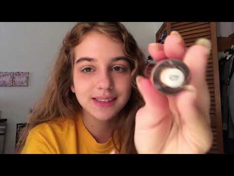 ASMR | GRWM - doing my makeup | tapping and rambling