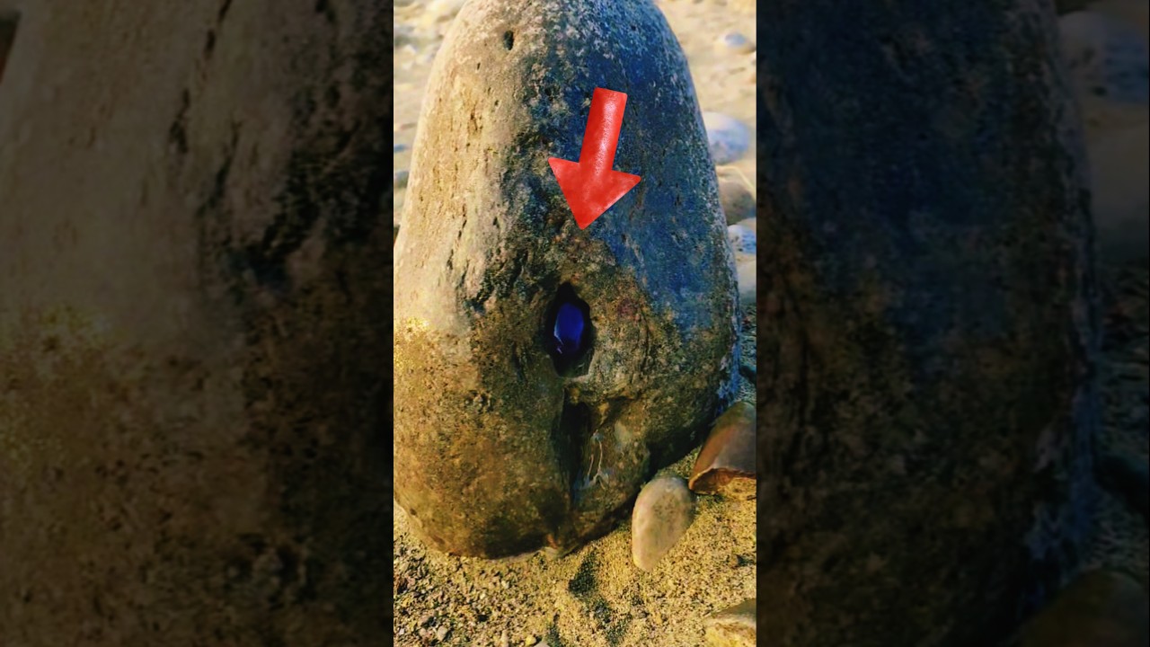 Amazing Dark blue sapphire diamond in rocks 