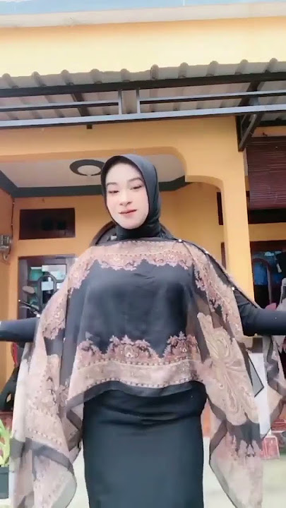 jilbab buka baju