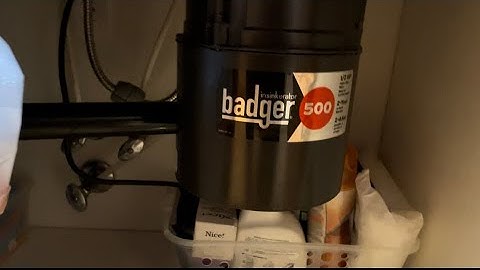 Garbage disposal leaking water from the bottom - Easy potential fix