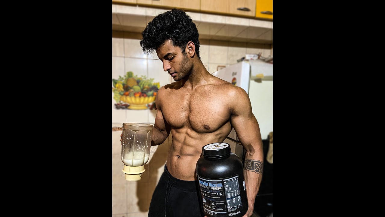 Home made Muscle Mass Gainer Smoothie for Hardgainers. Approx 1000 calories