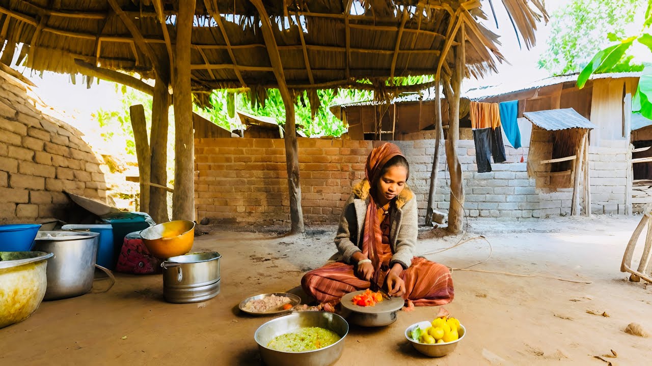 Mitti Ke Chulhe Par Machi Aur Makka Ki Roti 😍 | Pure Village Life Cooking