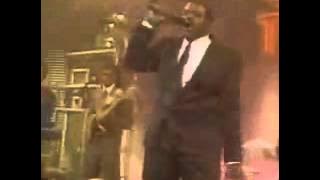 Alexander O'Neal performs - 