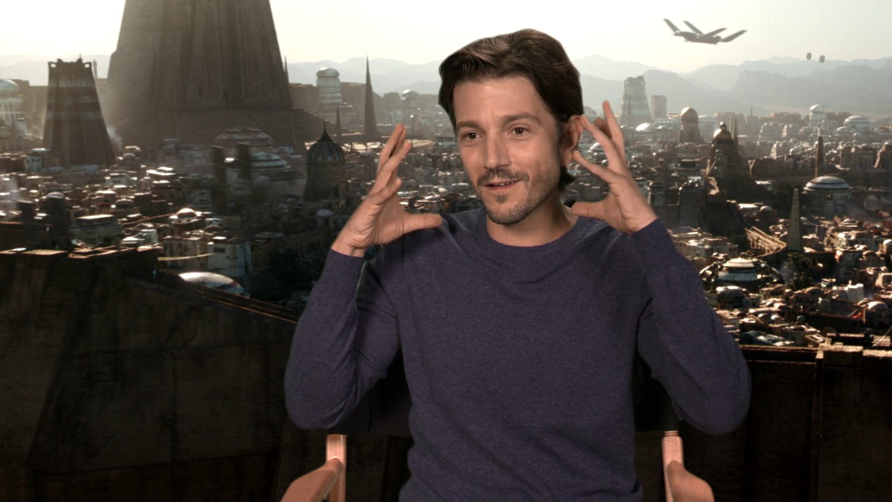 Rogue One: A Star Wars Story: Diego Luna "Cassian" Behind the Scenes Movie interview | ScreenSlam