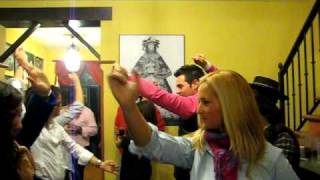 Peregrinacion Triana 2...cantando Amalia 2011