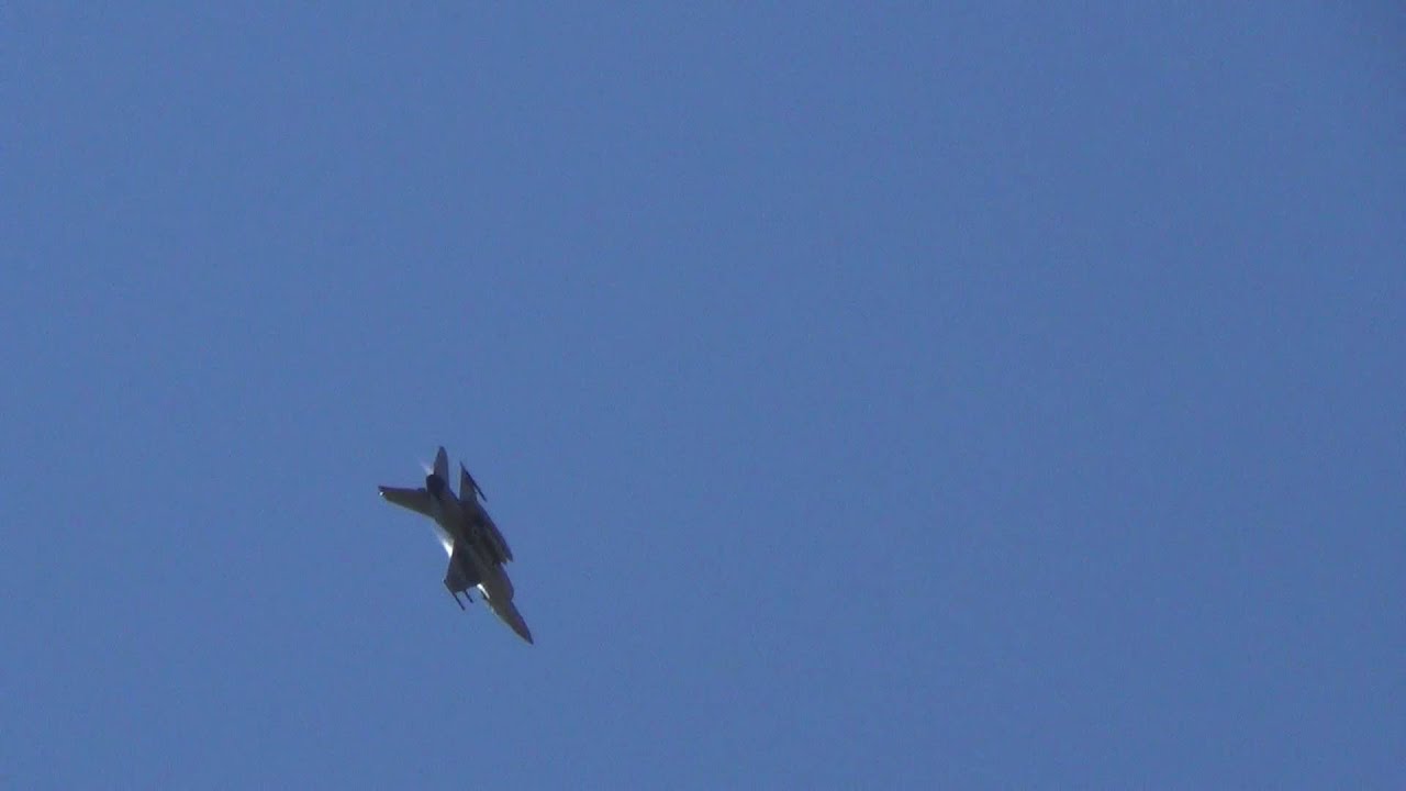 F16 Fly by Fighter Jets Eugene Oregon Airport YouTube