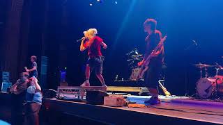 Download Lagu South Arcade - DANGER | Live at Forum Melbourne 1/06/2025 MP3