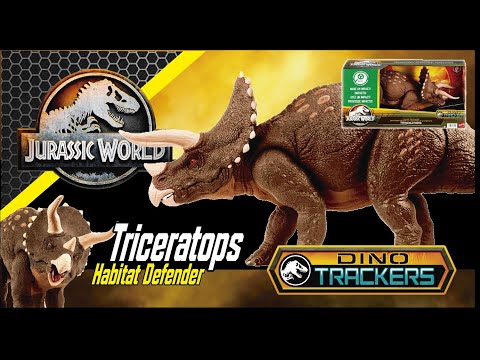 Jurassic World Dino Trackers Habitat Defender Triceratops Figure