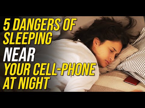 5 Dangers Of Sleeping Near Your Cell-Phone At Night