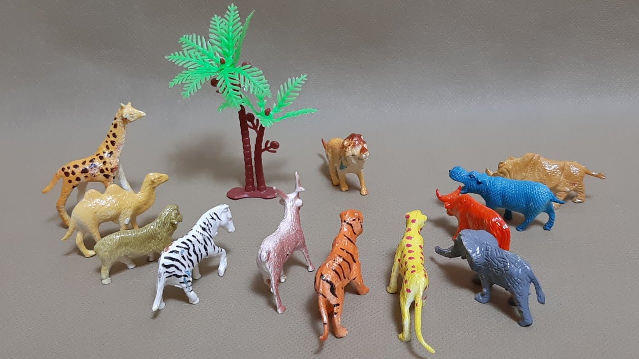 Schleich WildLife Lions Jungle Research Playset Plus Animal Toys