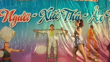 Xiếc Lắc Vòng - Nghệ Sỹ Ngọc Bích - đến từ chương trình siêu bất ngờ.