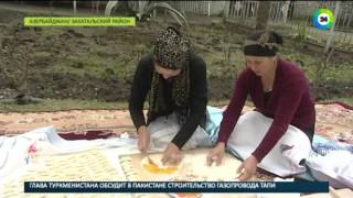 Махара, фесели, кутабы азербайджанские хозяйки готовятся к Новрузу Махара, фесели, кутабы азербайджанские хозяйки готовятся к Новрузу