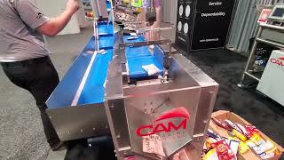 CAM Singulator VFFS pouches at 140ppm