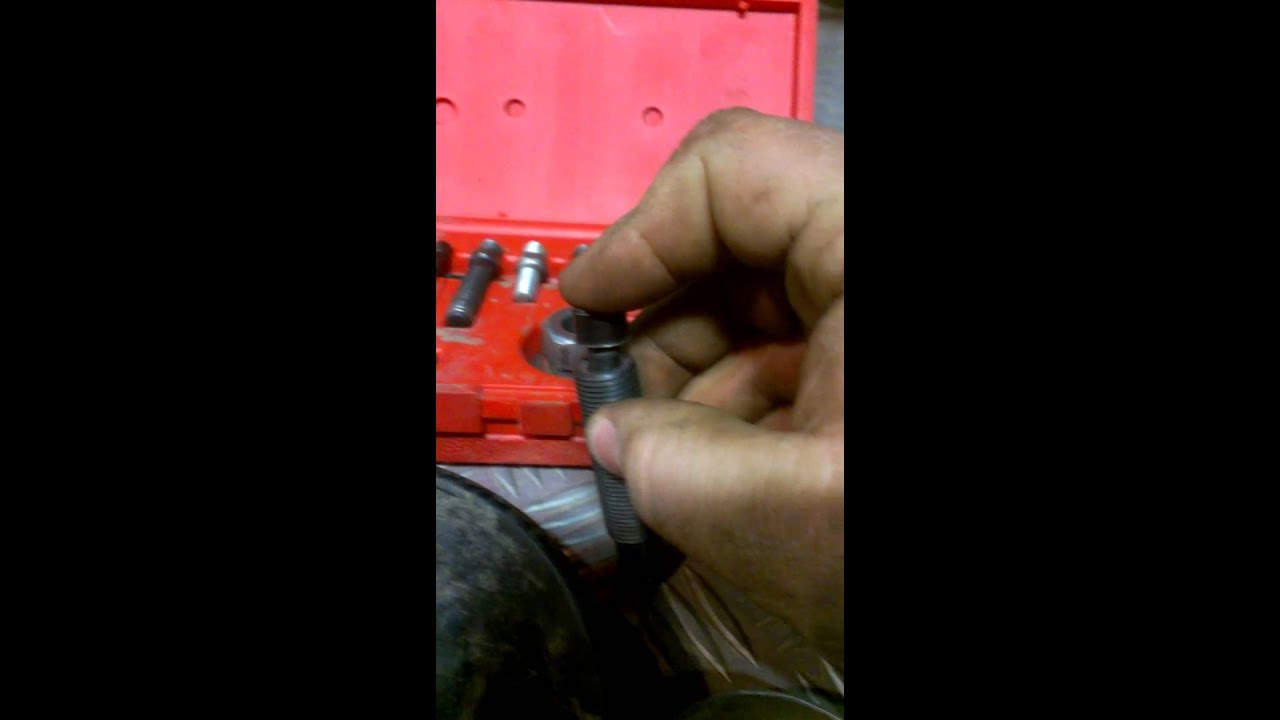 How to remove power steering pump - YouTube