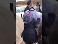 إلتقى بأولاده و أحفاده بعد ٧ سنوات وصل إلى منزل ابنه جلس معهم ١٠ دقائق و توفى