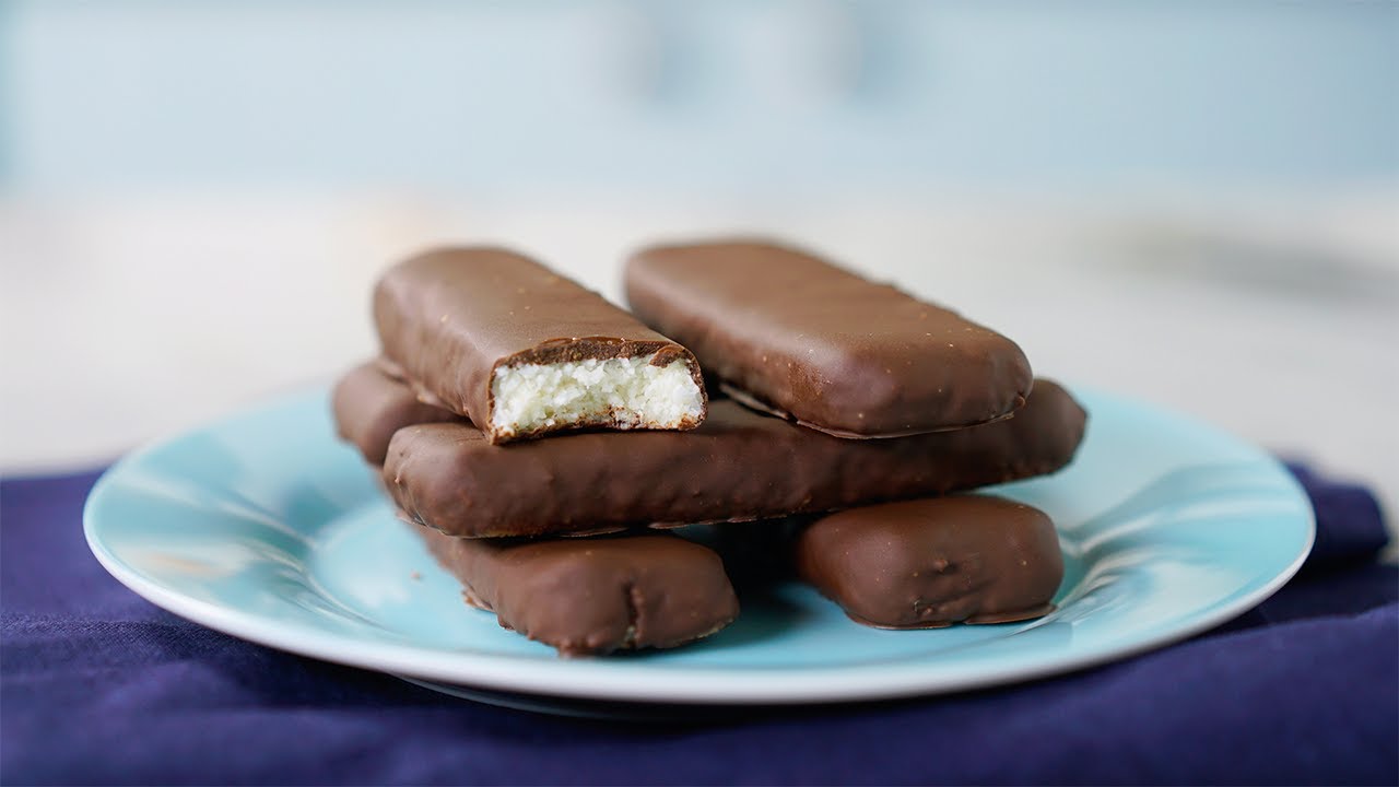 DIY Coconut Chocolate Bars (& 2 More Treats!) | Tastemade