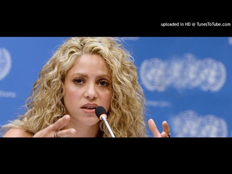 Vidéo: Shakira ne se repose pas dans le complexe, mais dans le village