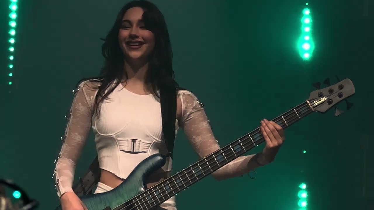 The Warning - Escapism [[Live at Palladium Cologne 15-04-2025]]