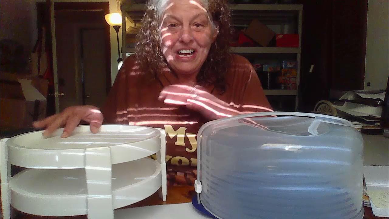 Divide-A-Rack Duo & Round Cake Taker by Tupperware! 