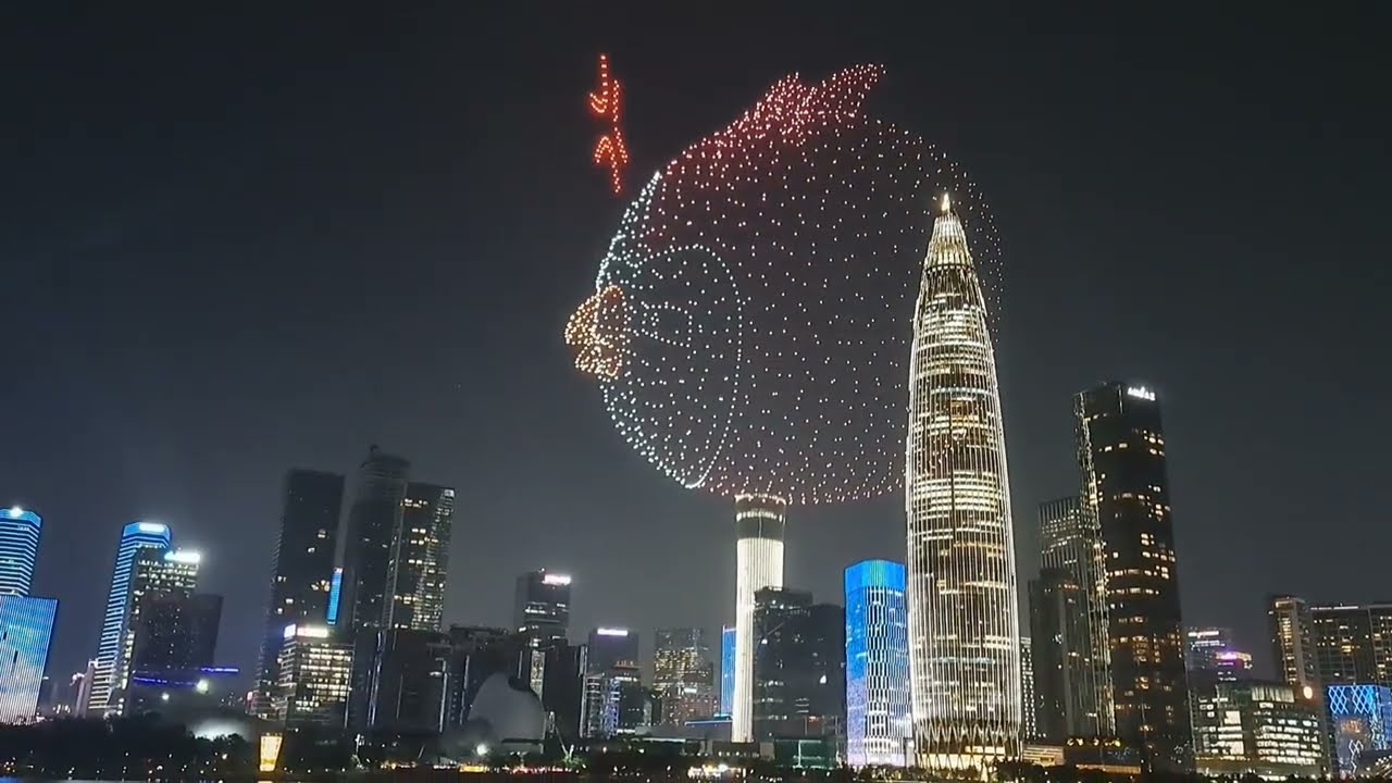 IMPRESSIVE DRONE LIGHTING SHOW AT SHENZHEN TALENT PARK / POPULAR ATTRACTIONS FOR LOCAL & TOURIST