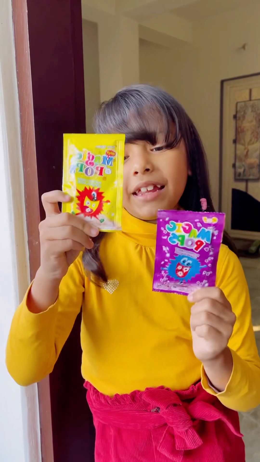 Reedishna Ne Mummy Ko Pops Magic Candy Di