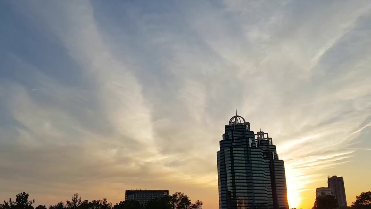 What Is It About Clouds - Ice Clouds (Cirrus)