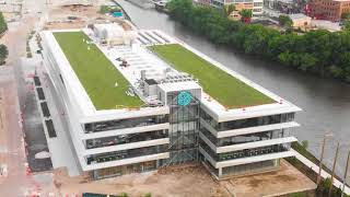 Drone Footage of CH Robinson Headquarters in Chicago by SOM @BradleyFrench