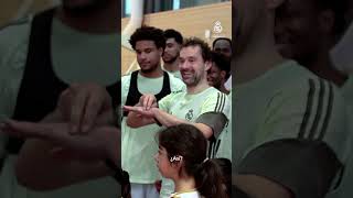 ¡Encuentro entre los jugadores de Baloncesto y los menores  de nuestra Escuela Sensorial!