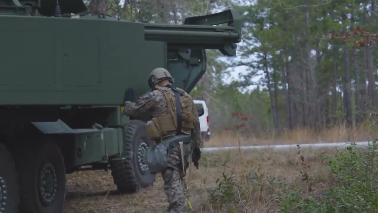 M142 HIMARS Rocket Shoot (4K)