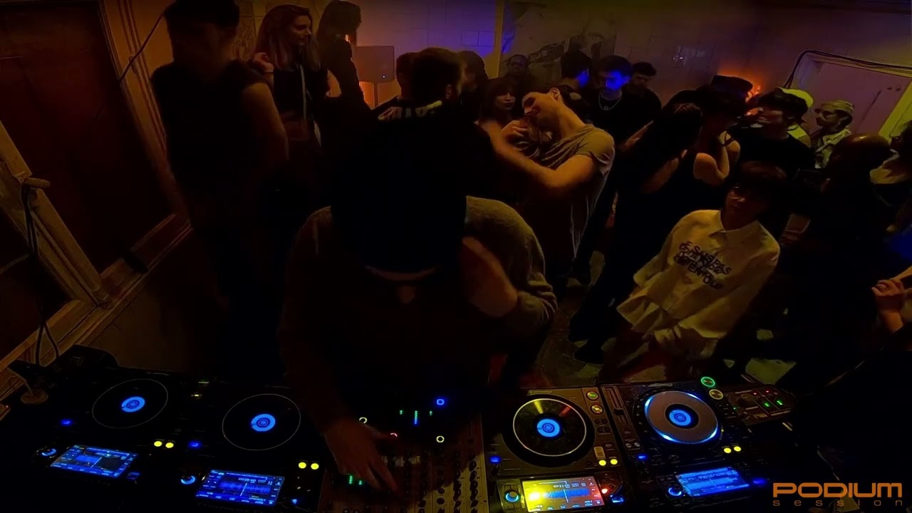 MARIS SHILTON | PODIUM SESSION 009 | MARCH 29 2025