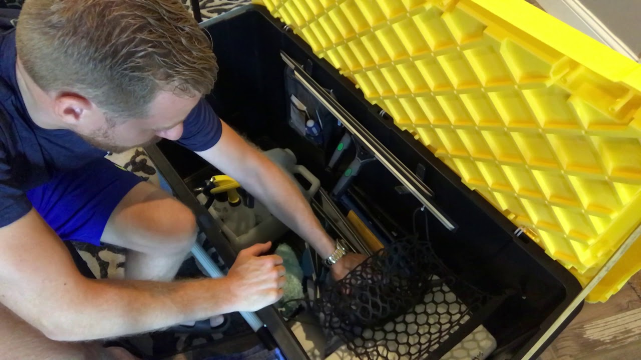 Window Washing Storage WINDOW CLEANING STORAGE IDEA // STORAGE AND MORE // MY FAVORITE ...