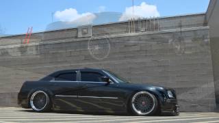 Bagged Chrysler 300 on AG (avant garde) wheels