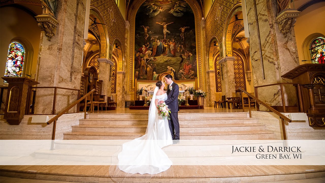 Jackie & Darrick's Green Bay Wedding at St. Francis Xavier and LedgeCrest  Reserve