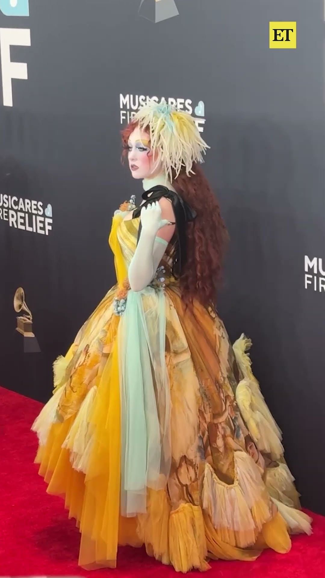 We're gonna keep on dancing for Chappell Roan's #GRAMMYs look ???