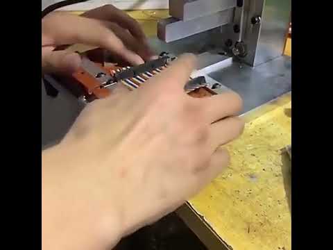 IDC-IPC Connector Cable Wire Pressing and Crimping Machine
