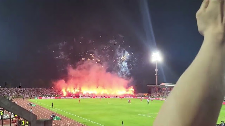 FC Bayern München zündet Pyrotechnik beim SSV Ulm. Eskalation Donaustadion #ssv #pyro #feuerwerk