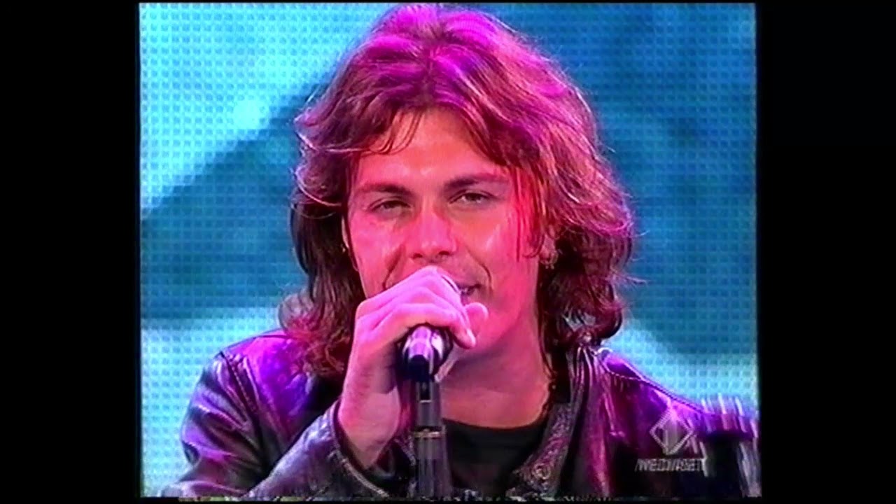 Gianluca Grignani - Arrivi Tu (2 Finale Del Festivalbar 2005 Verona)