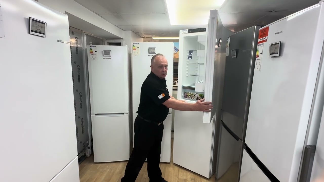 Liebherr CND5704 50/50 Frost Free Fridge Freezer In White - View #3