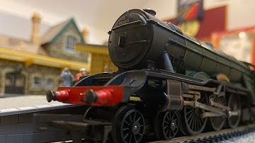A Short Review of The Tri-ang/Hornby R850 A3 ‘Flying Scotsman’