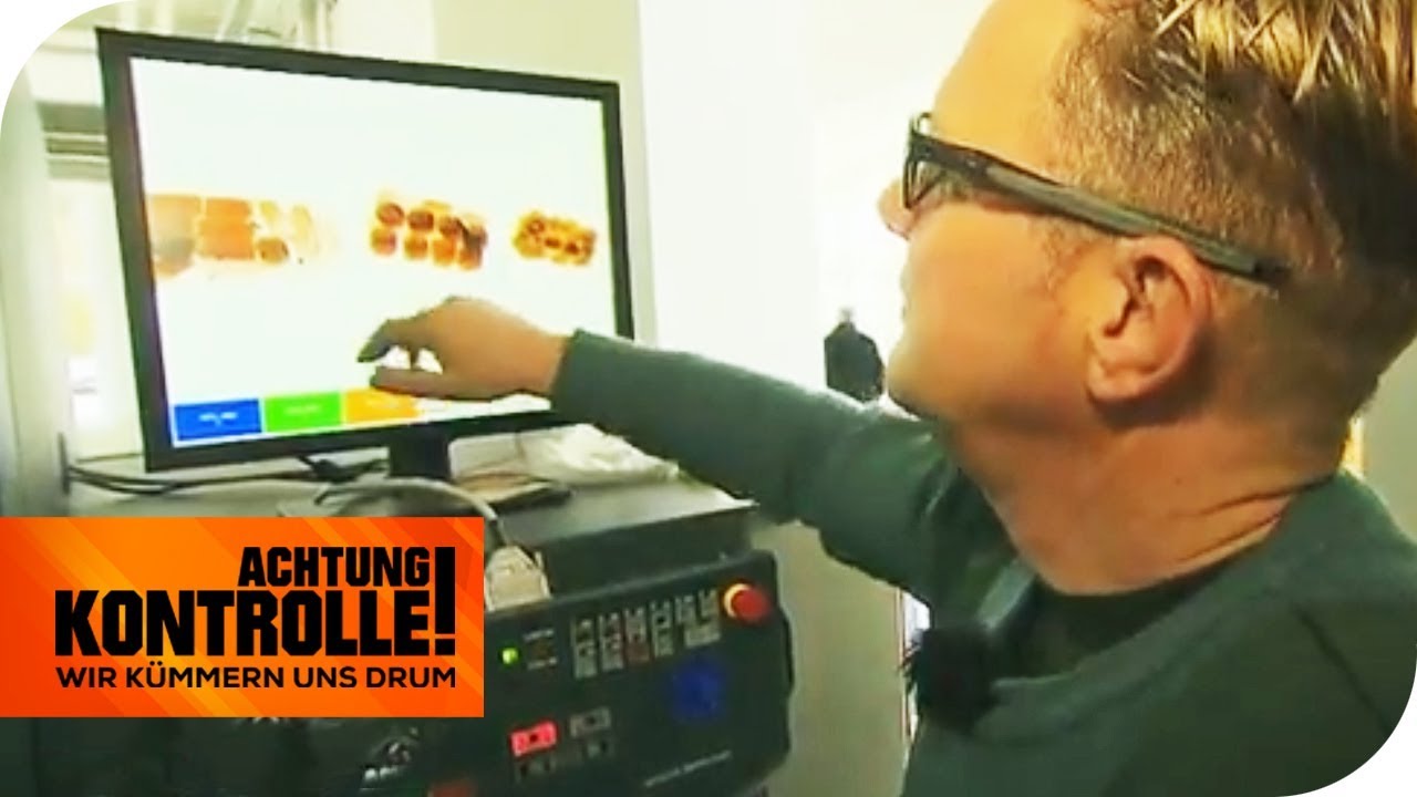 Reisebus aus Mazedonien: Hat hier jemand etwas geschmuggelt? | Achtung Kontrolle | kabel eins