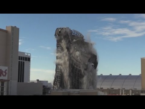 El casino que Trump levantó en Atlantic City, reducido a escombros