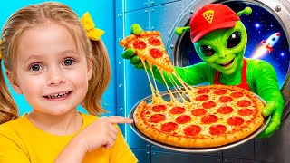 Open The Mystery Door: Knock-Knock Game &amp; Surprise Portals With Maya, Mary &amp; Mia