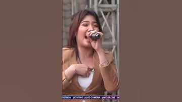 Om adella laila canggung lusyana jelita Kelihatan Anunya