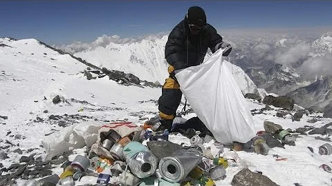 Human Waste on Mt. Everest is Causing Pollution